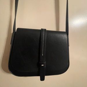GAP Black, crossbody purse